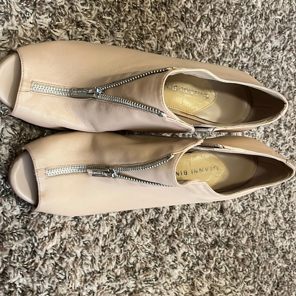 Gianni Bini heels